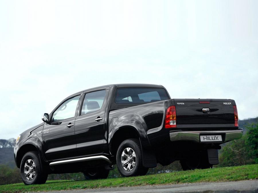  Toyota Hilux High Power 2008 года  (фото 3 из 8)